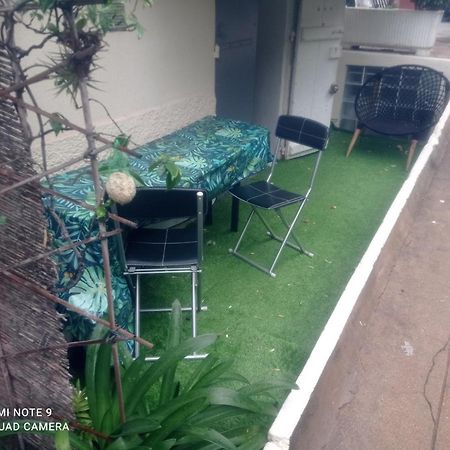 شقة Charming And Modern Cave In The Heart Of The Port نيس المظهر الخارجي الصورة