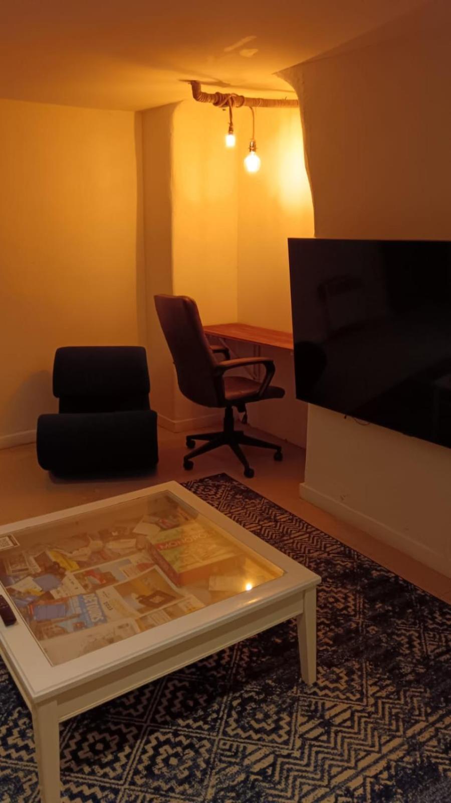 شقة Charming And Modern Cave In The Heart Of The Port نيس المظهر الخارجي الصورة